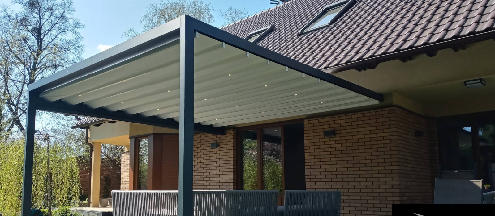 Pergola Flat