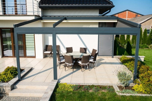Pergola-Elegancy-otevrena-strecha.jpg