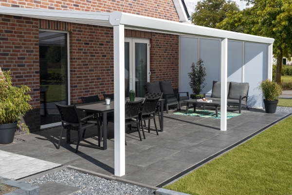 Trendline-Poly-RAL9016-2500x1406.jpg