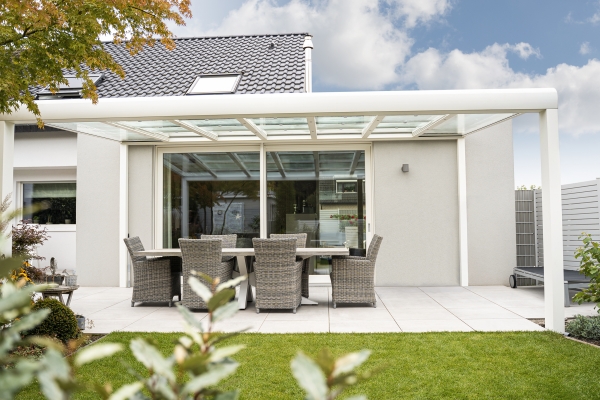 Designline-2022-RAL9010-2500x1406.jpg