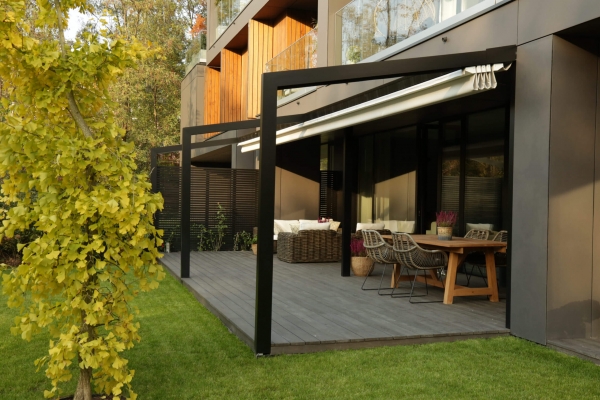 Light-Pergola-01.jpg