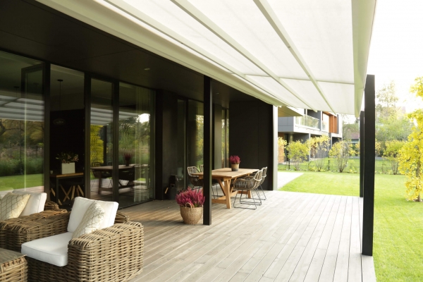 Light-Pergola-02.jpg