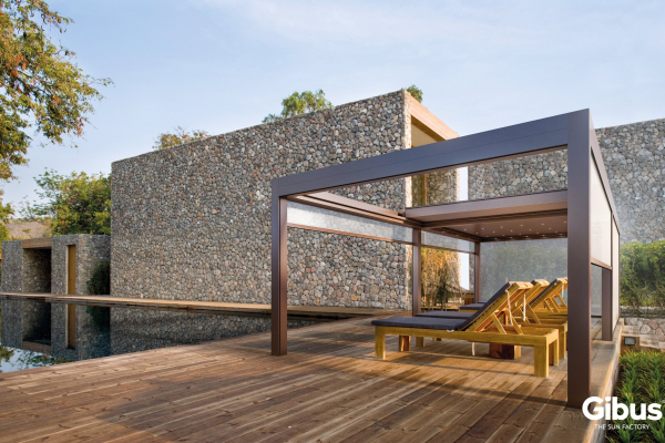 hlinikova-bioklimaticka-pergola-gibus-velvet-plus-s-posuvnou-strechou-obr-1.jpg